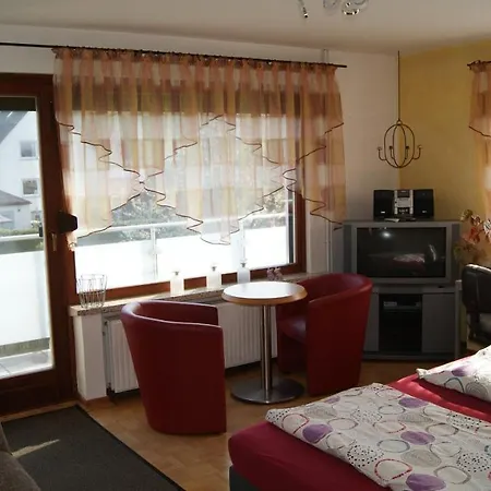 Komplette Wohnung im schönen Weserbergland / Heyen Exterior foto